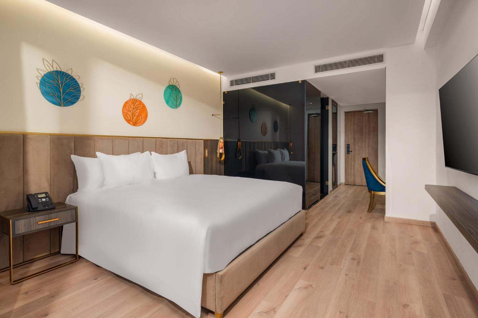 Wyndham Hoi An Royal Beachfront Resort & Villas Zewnętrze zdjęcie